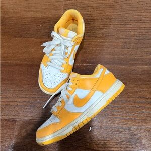 Nike women’s dunk lows